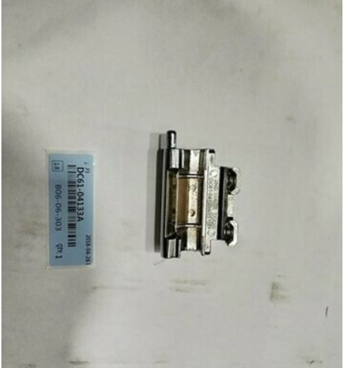 مفصله حديد الباب الصغير 