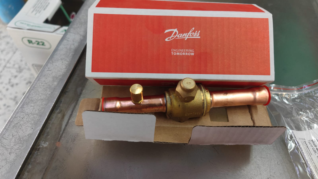 محبس فريون دانفوس 3/4 بوصه 