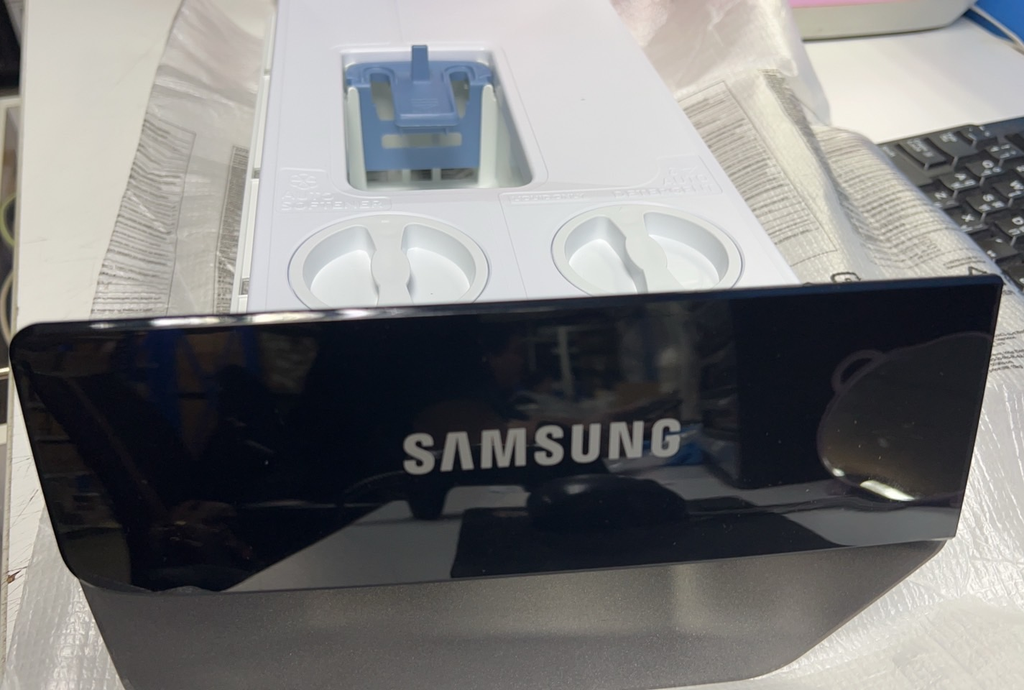 درج خارجي لعلبه المسحوق كامل 